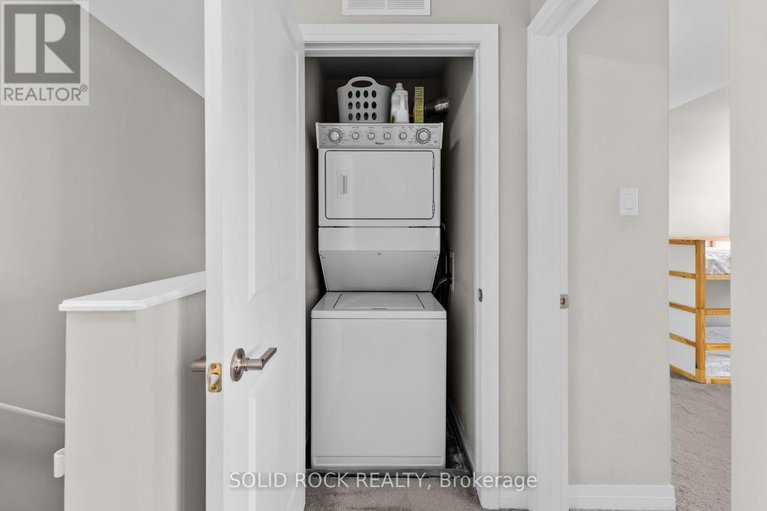 29221421/22-442-via-verona-avenue-n/longfields/ottawa/ontario/K2J6B3_17