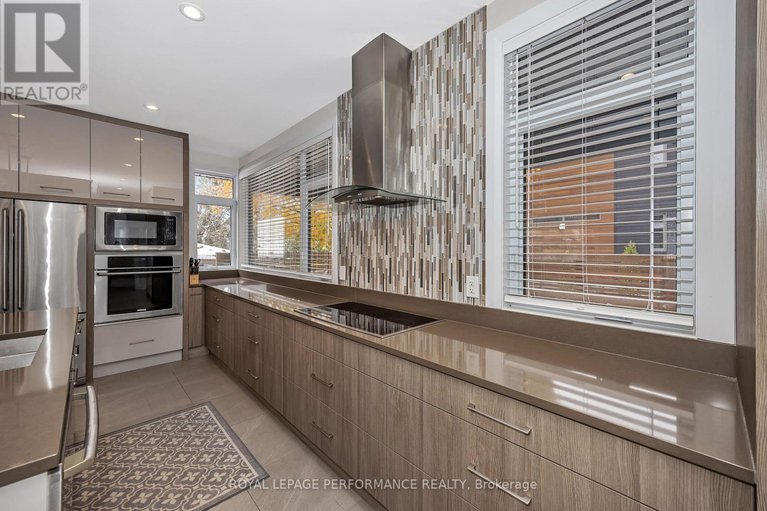 29438323/383-princeton-avenue/mckellarhighland/ottawa/ontario/K2A4E1_12