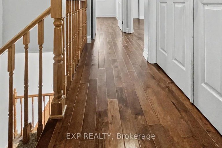 29640577/4218-owl-valley-drive/riverside-southgloucester-glen/ottawa/ontario/K1V1L7_11