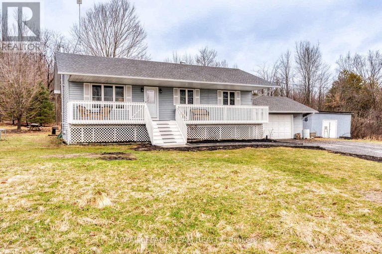 29612401/1255-old-perth-road/mississippi-mills-ramsay-twp/mississippi-mills/ontario/K0A1A0_1