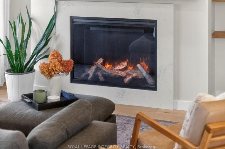 29673886/1145-greyrock-crescent/copeland-park/ottawa/ontario/K2C2A3_4