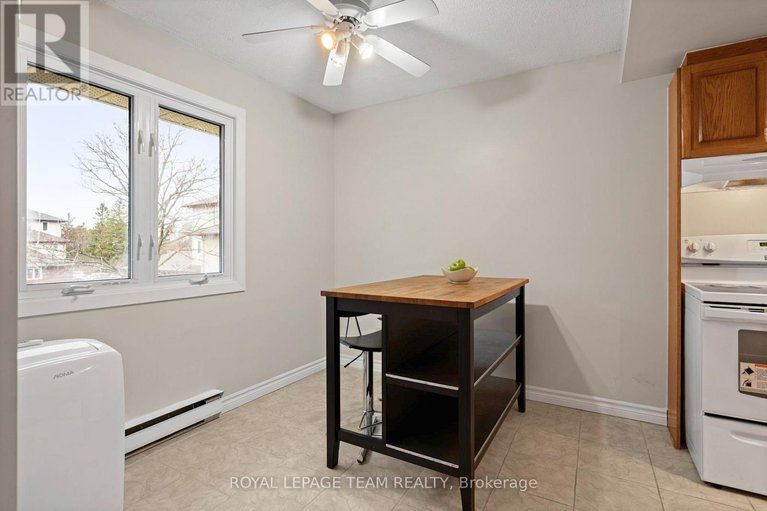 29642088/90-haxby-private/hunt-club-parkgreenboro/ottawa/ontario/K1T3C4_10