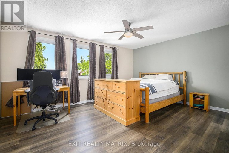 28615038/51-peterson-place/katimavik/ottawa/ontario/K2L4A8_20