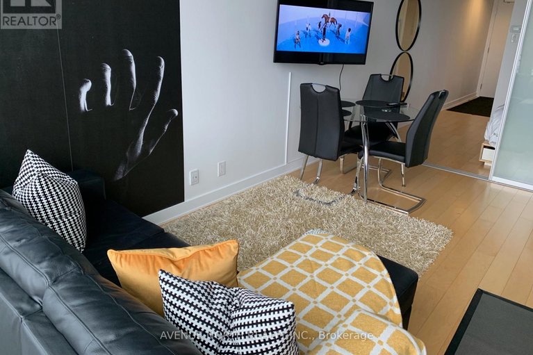 29443378/938-340-mcleod-street/ottawa-centre/ottawa/ontario/K2P1A9_10