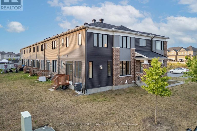 28752375/701-megrez-way/half-moon-bay/ottawa/ontario/K2J6S9_27