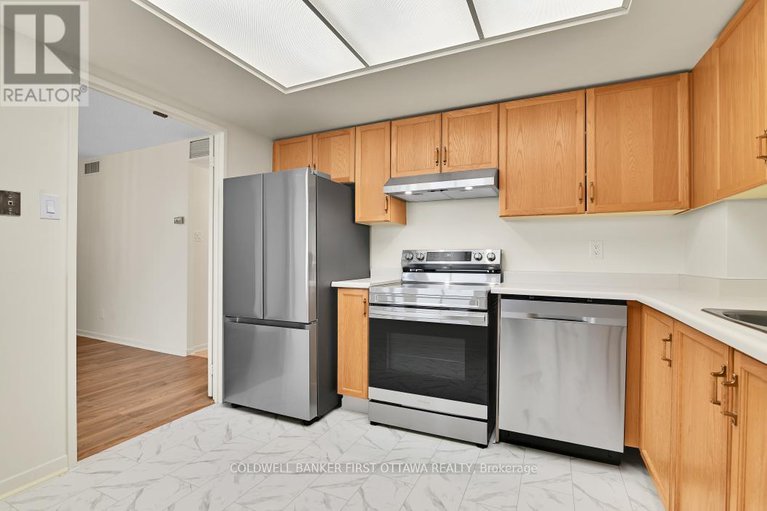 28180753/1601-1510-riverside-drive/riverview-park/ottawa/ontario/K1G4X5_12