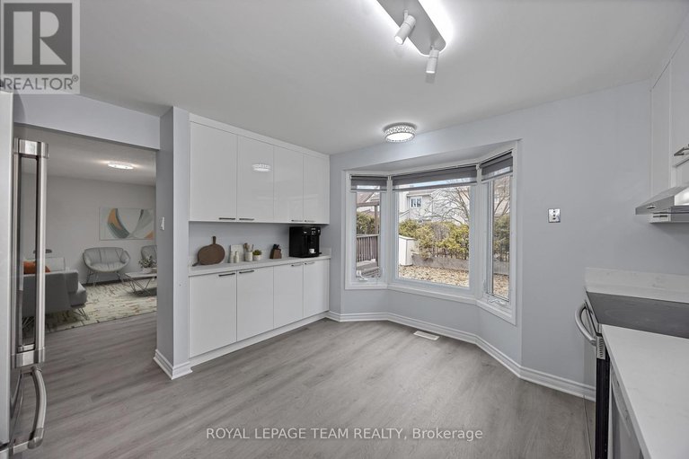 29577961/69-pinetrail-crescent/centrepointe/ottawa/ontario/K2G5B2_12