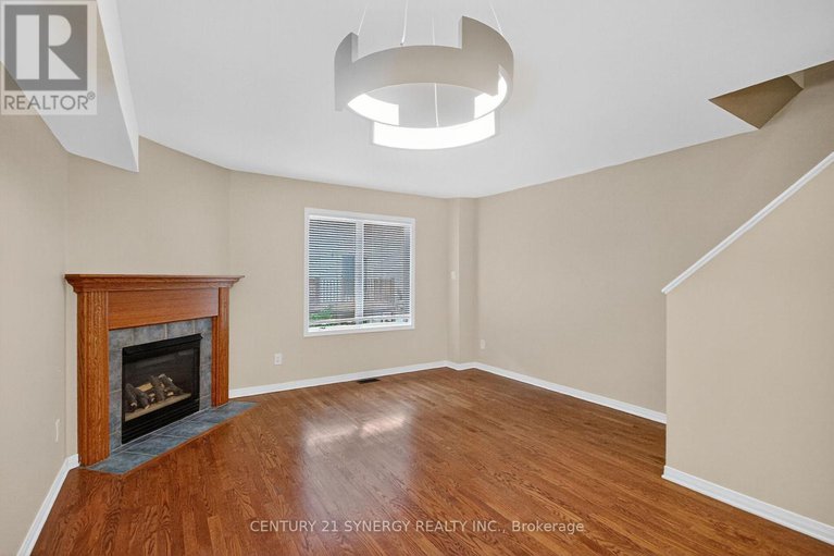 29074489/21-scout-street/central-park/ottawa/ontario/K2C4B9_22