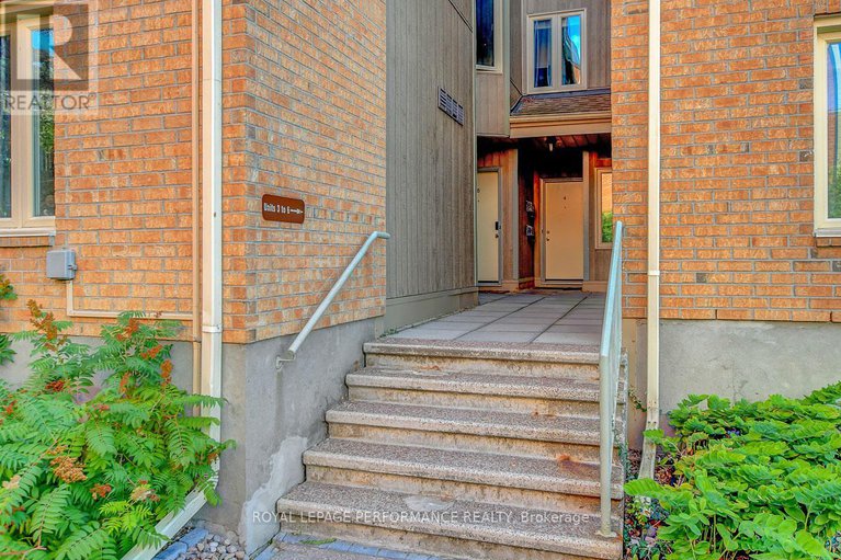 29048192/3-2-columbus-avenue/overbrook/ottawa/ontario/K1K1R3_34