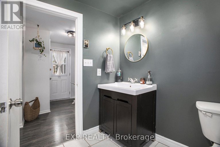 28498120/85-moore-street/mcnabbraeside-twps/mcnabbraeside/ontario/K7S1G3_14