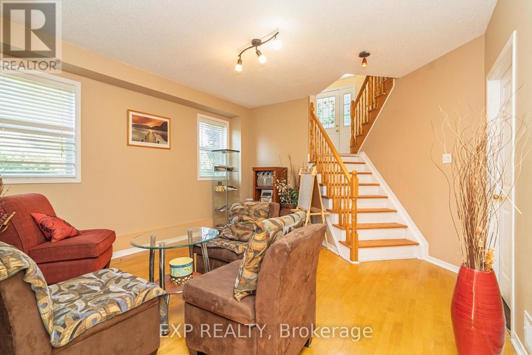 28624548/1567-rumford-drive/fallingbrookpineridge/ottawa/ontario/K4A4C1_20