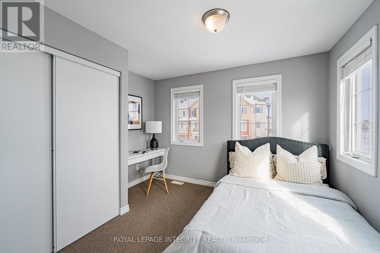 29400978/274-brassy-minnow-crescent/half-moon-bay/ottawa/ontario/K2J6J9_23