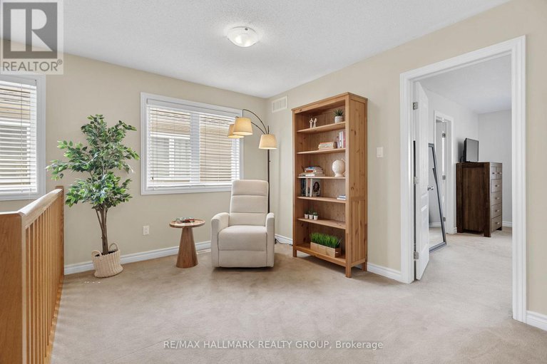 28317889/297-mojave-crescent/stittsville-north/ottawa/ontario/K2S0H7_24