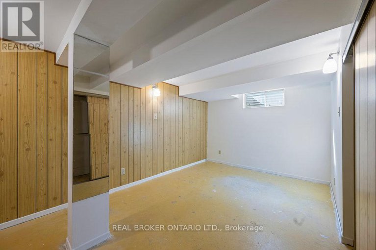 28986692/60-westpark-drive/blackburn-hamlet/ottawa/ontario/K1B3E5_32