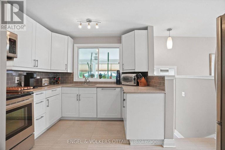 29452050/1278-cheverton-avenue/alta-vista/ottawa/ontario/K1H7P6_10