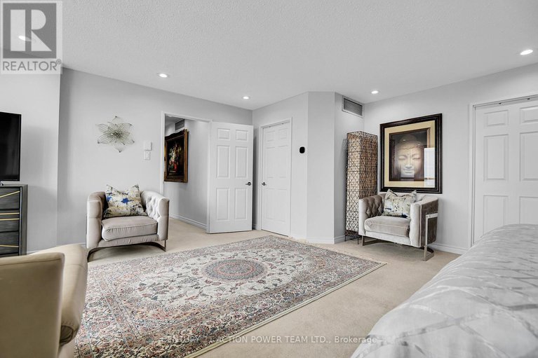 28244386/ph2804-1510-riverside-drive/riverview-park/ottawa/ontario/K1G4X5_21