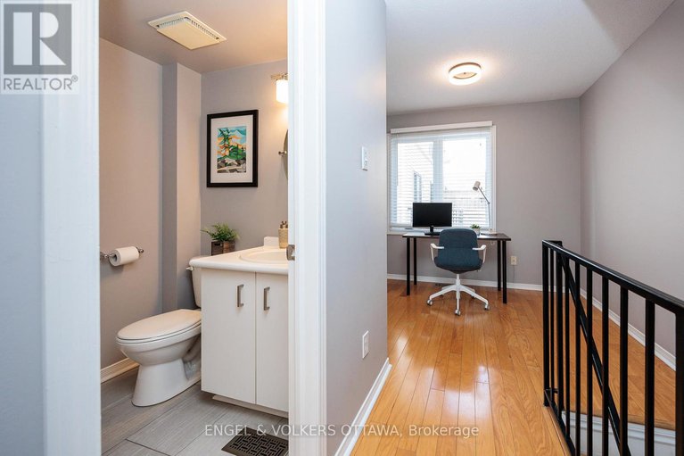 28416251/164-rochester-street/west-centre-town/ottawa/ontario/K1R7M4_18