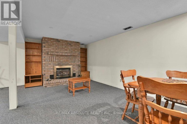 29665092/535-gascon-street/village-of-russell/russell/ontario/K4R1C6_27