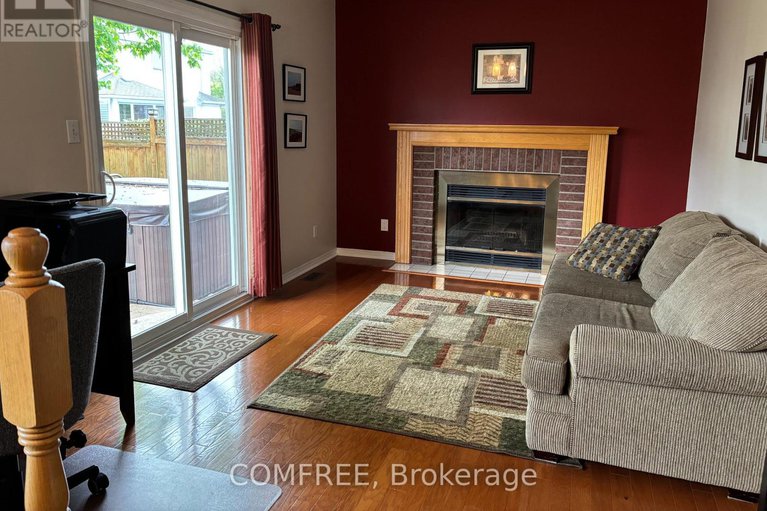 28372152/52-speers-crescent/bridlewood/ottawa/ontario/K2M1W2_14