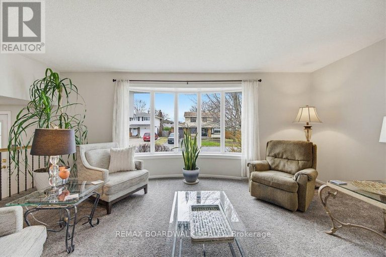 29646325/1703-fieldstone-crescent/convent-glen-south/ottawa/ontario/K1C1R6_7