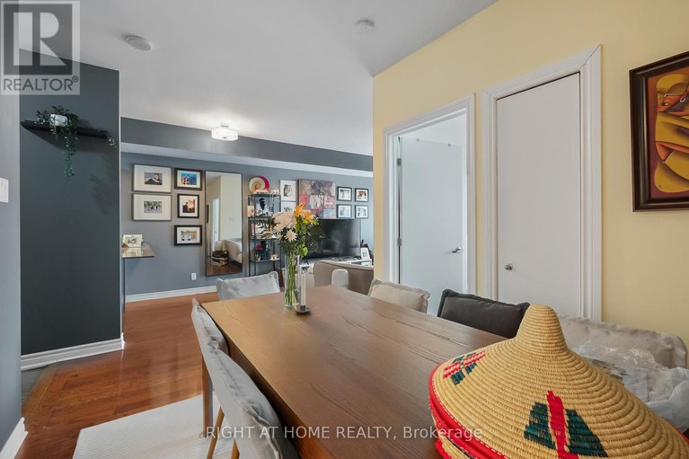 29527059/2302-234-rideau-street/sandy-hill/ottawa/ontario/K1N0A9_22