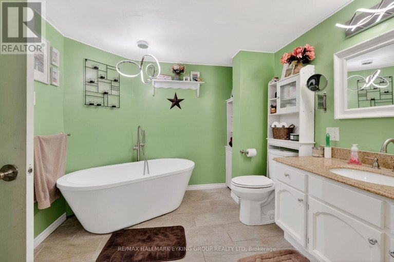 29566260/10-6265-castille-court/convent-glen-south/ottawa/ontario/K1C1X4_42