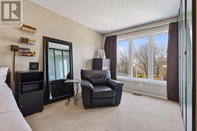 29649861/79-dossetter-way/hunt-club-park/ottawa/ontario/K1G4S7_19