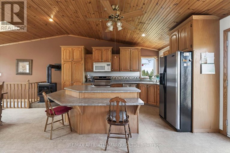 29638282/18604-mcgillivray-road/south-glengarry-charlottenburgh-twp/south-glengarry/ontario/K0C1S0_8