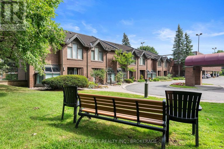 28682071/5-111-echo-drive/ottawa-east/ottawa/ontario/K1S5K8_3