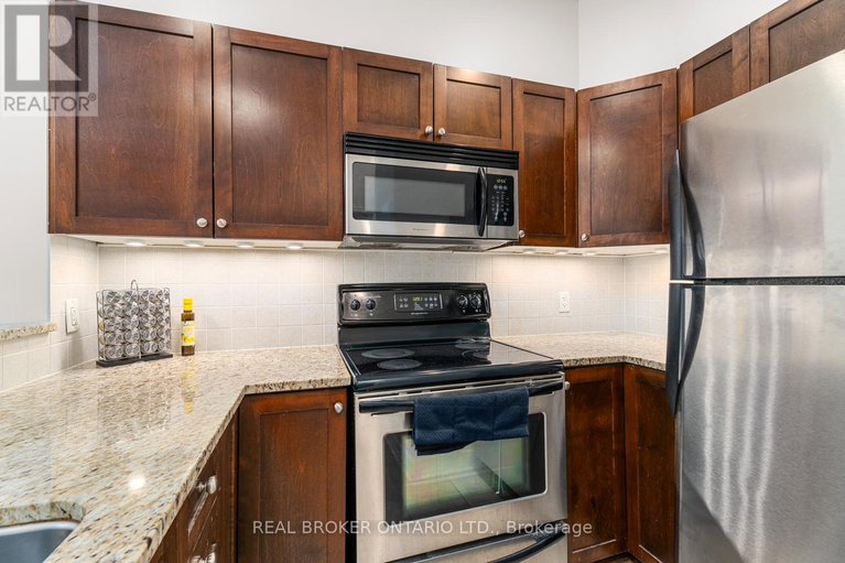 28542125/1207-200-besserer-street/sandy-hill/ottawa/ontario/K1N0A7_9