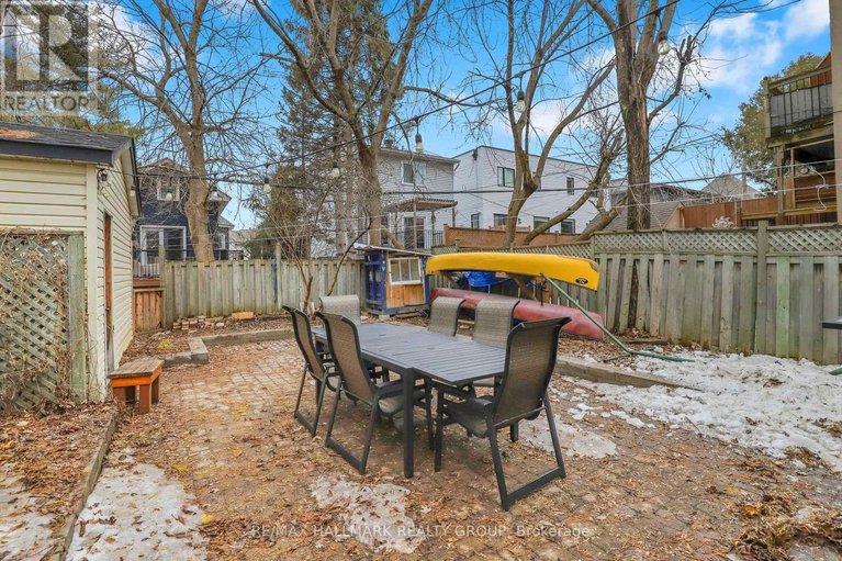 29565294/105-queen-mary-street/overbrookcastle-heights/ottawa/ontario/K1K1X4_30