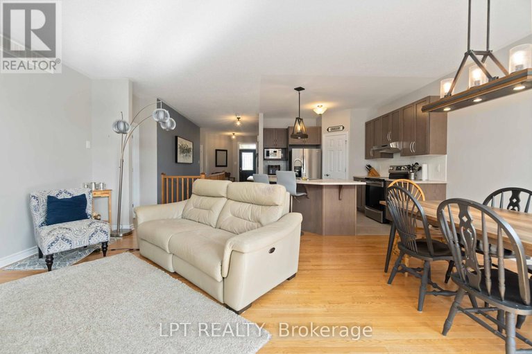 28825219/100-blackhorse-drive/north-grenville-twp-kemptville-south/north-grenville/ontario/K0G1J0_13
