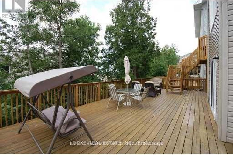 29245171/149-copperwood-street/convent-glen-north/ottawa/ontario/K1C7S3_11