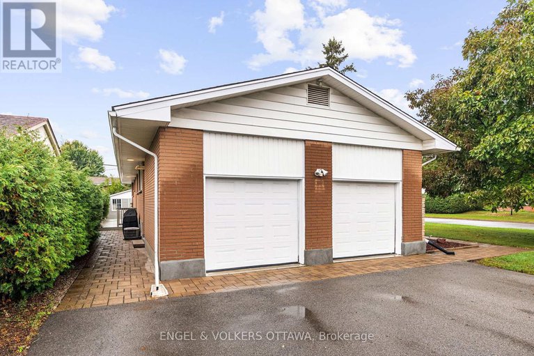 29413607/20-gary-avenue/manordale/ottawa/ontario/K2G3L3_2