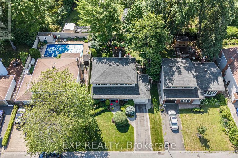 29392142/24-woodburn-drive/blackburn-hamlet/ottawa/ontario/K1B3A7_3