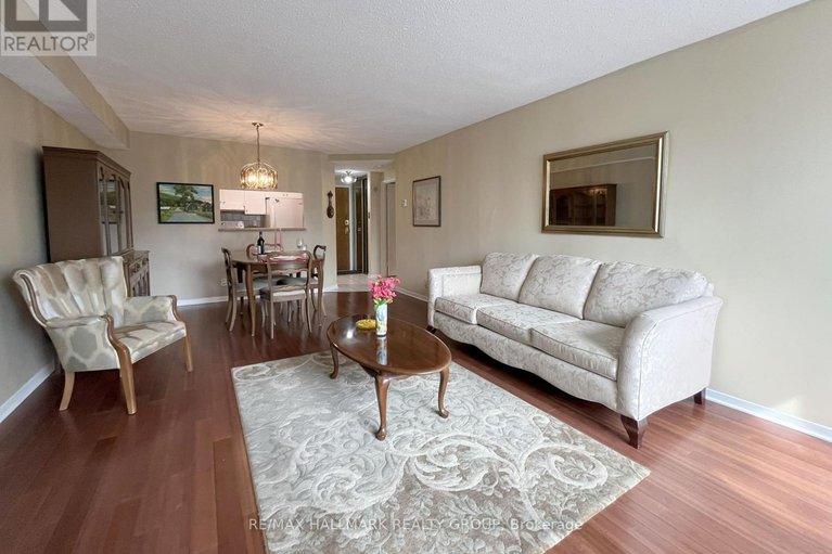 28237793/303-80-sandcastle-drive/leslie-park/ottawa/ontario/K2H9E7_8
