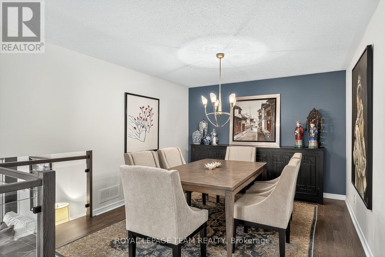 28910918/159-dunbarton-court/cardinal-glen/ottawa/ontario/K1K4L6_9