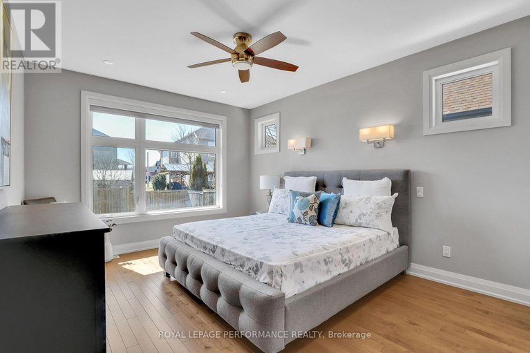 29578722/32-moore-street/richmond/ottawa/ontario/K0A2Z0_22