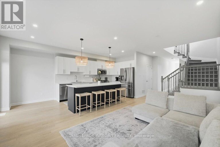 29028072/717-sebastian-street/avalon-east/ottawa/ontario/K4A5L1_8