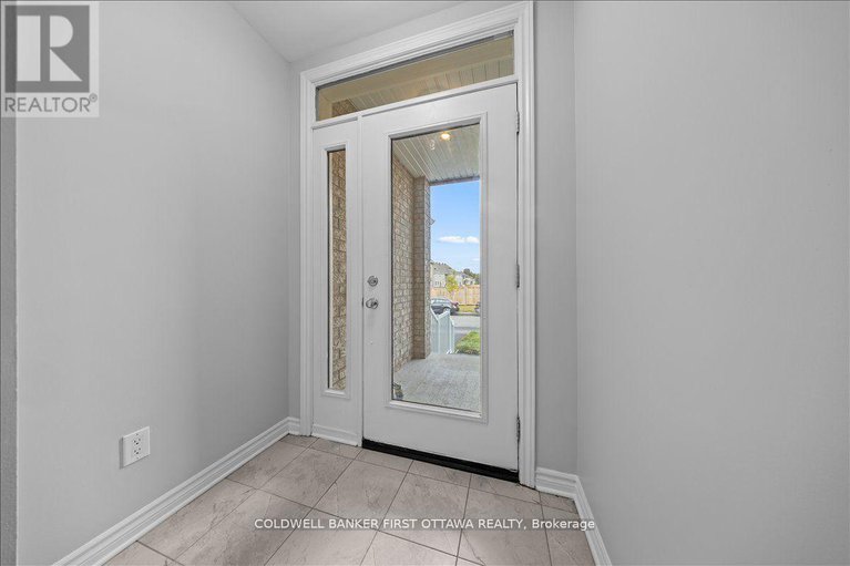 29092158/505-sonmarg-crescent/half-moon-bay/ottawa/ontario/K2J7A6_3