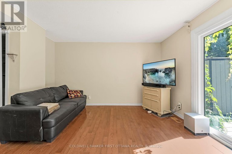 28744681/22-monterey-drive/leslie-park/ottawa/ontario/K2H7A6_11