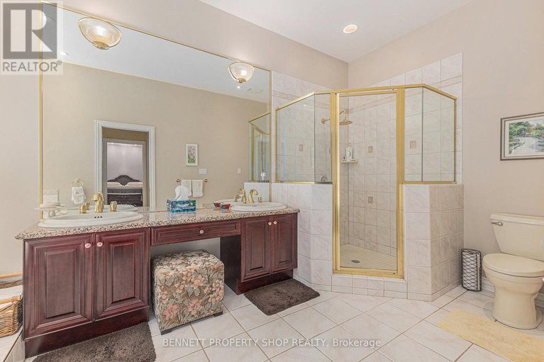 28752704/5-countryside-green/cedar-hillorchard-estates/ottawa/ontario/K2R1B5_25