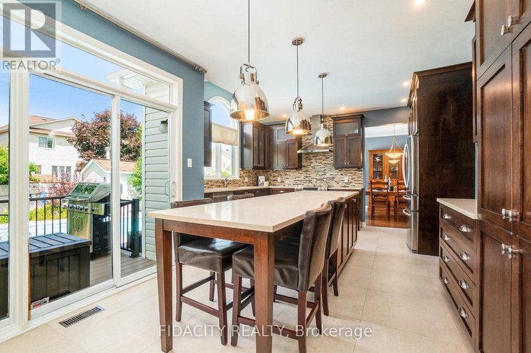 28652644/14-franklin-cathcart-crescent/stittsville-south/ottawa/ontario/K2S2A7_10