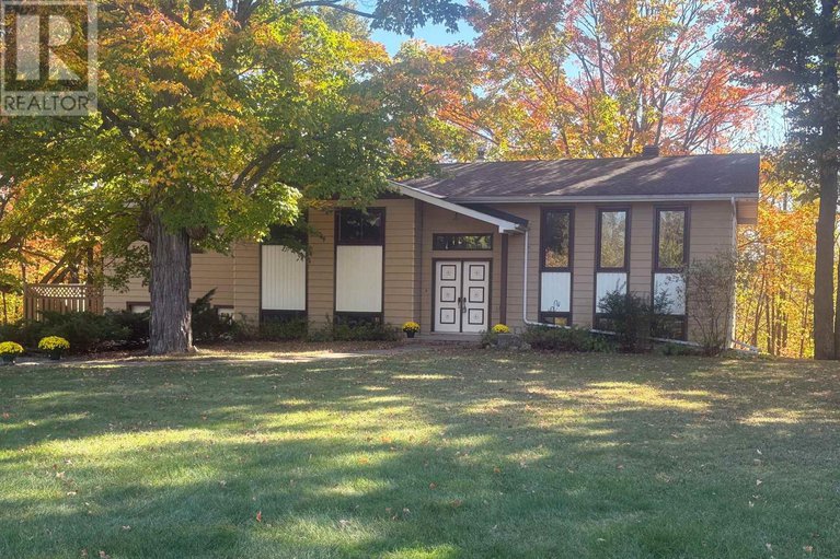 28937543/1273-usborne-street/mcnabbraeside-twps/mcnabbraeside/ontario/K0A1G0_19