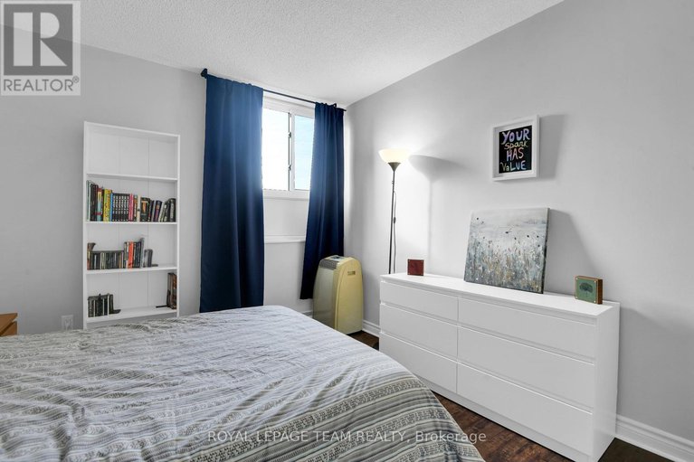 28317892/811-2000-jasmine-crescent/beacon-hill-south/ottawa/ontario/K1J8K4_17