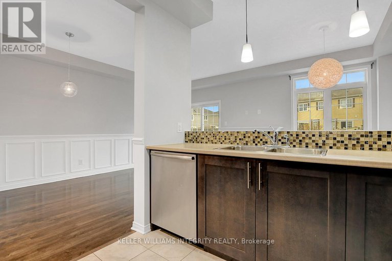 28282504/865-kennacraig-private/stonebridge/ottawa/ontario/K2J5T6_17