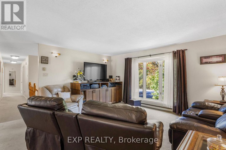 29094495/1887-canaan-road/clarencerockland-twp/clarence-rockland/ontario/K4K1K9_4