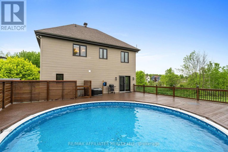 28373926/621-du-bercail-street/lorignal/champlain/ontario/K0B1K0_35