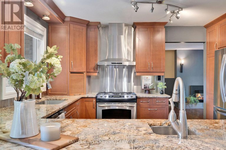 28887714/5233-mclean-crescent/manotick-long-island-nicholls-island/ottawa/ontario/K4M1G1_8