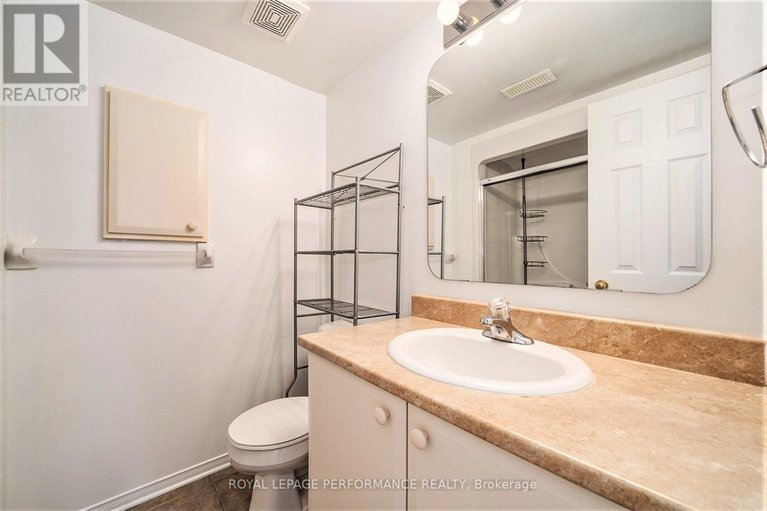 28996456/52-130-berrigan-drive/longfields/ottawa/ontario/K2J0J3_13